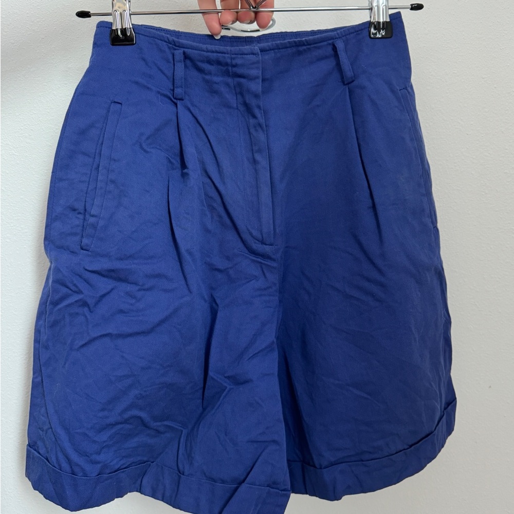 Vintage Liz Claiborne Blue Shorts - size 2, but fits like a 0/1